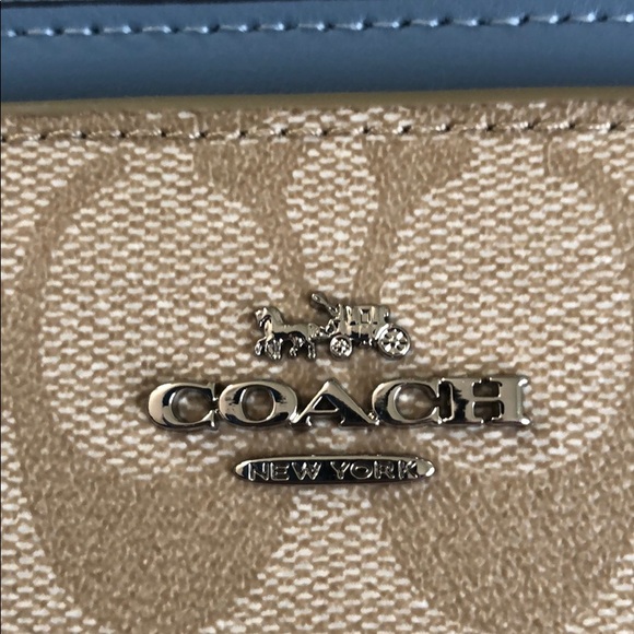 NWT Authentic Coach Signature POP Crossbody - Picture 2 of 8